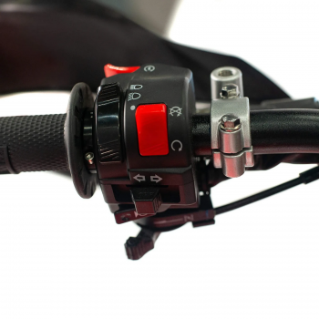 RegulMoto Holeshot Red Edition